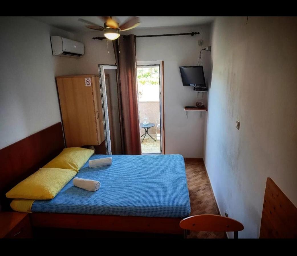 Studio Manora Sućuraj Extérieur photo